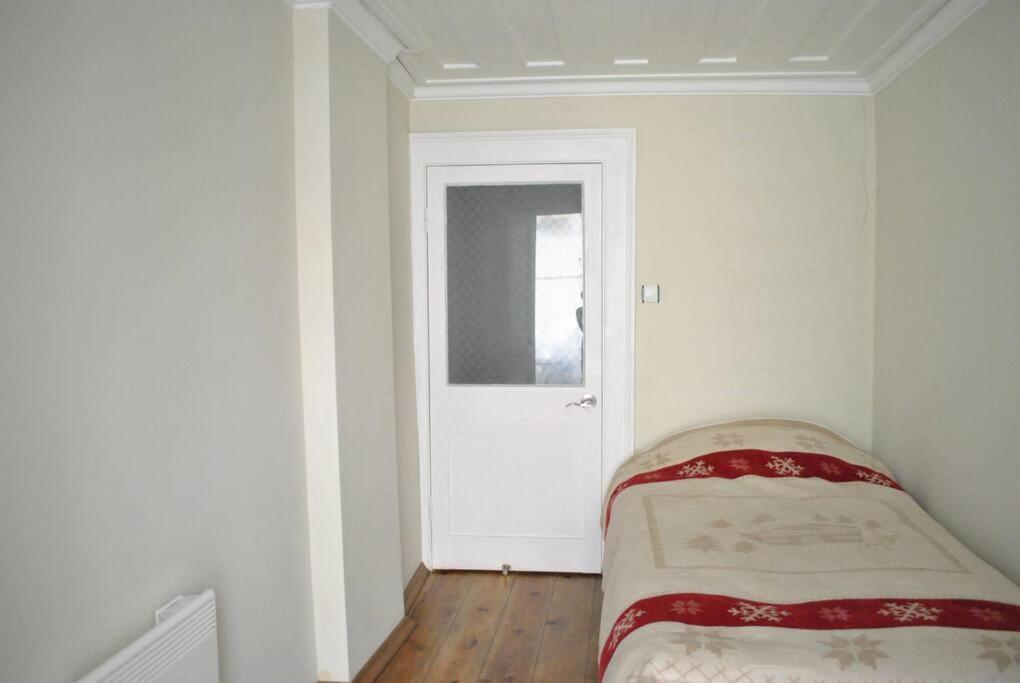 Villa Maris , Greek House @ City Center Alsancak *