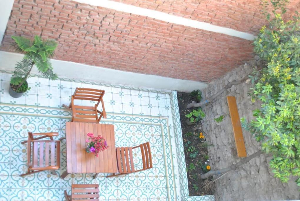 Villa Maris , Greek House @ City Center Alsancak *